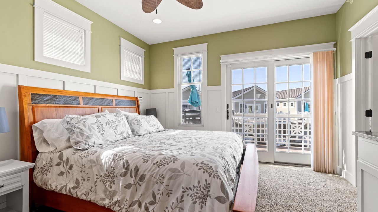 Photo of Bedroom in Saugatuck