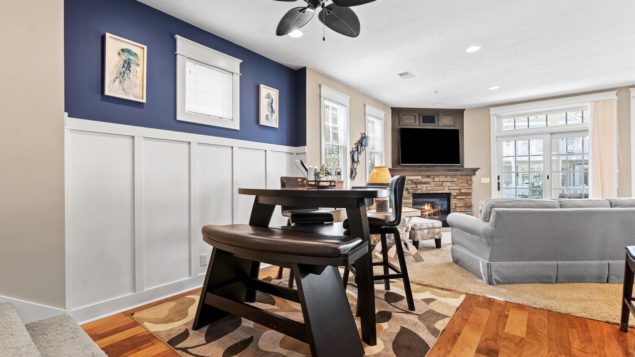 Photo of Livingroom in Saugatuck