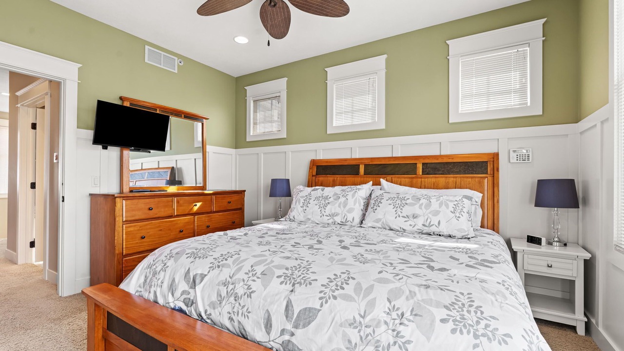 Photo of Bedroom in Saugatuck