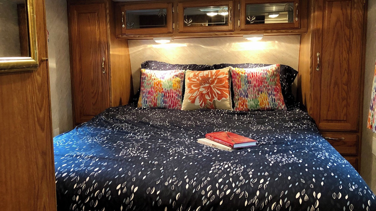 Photo of Bedroom in Smyrna