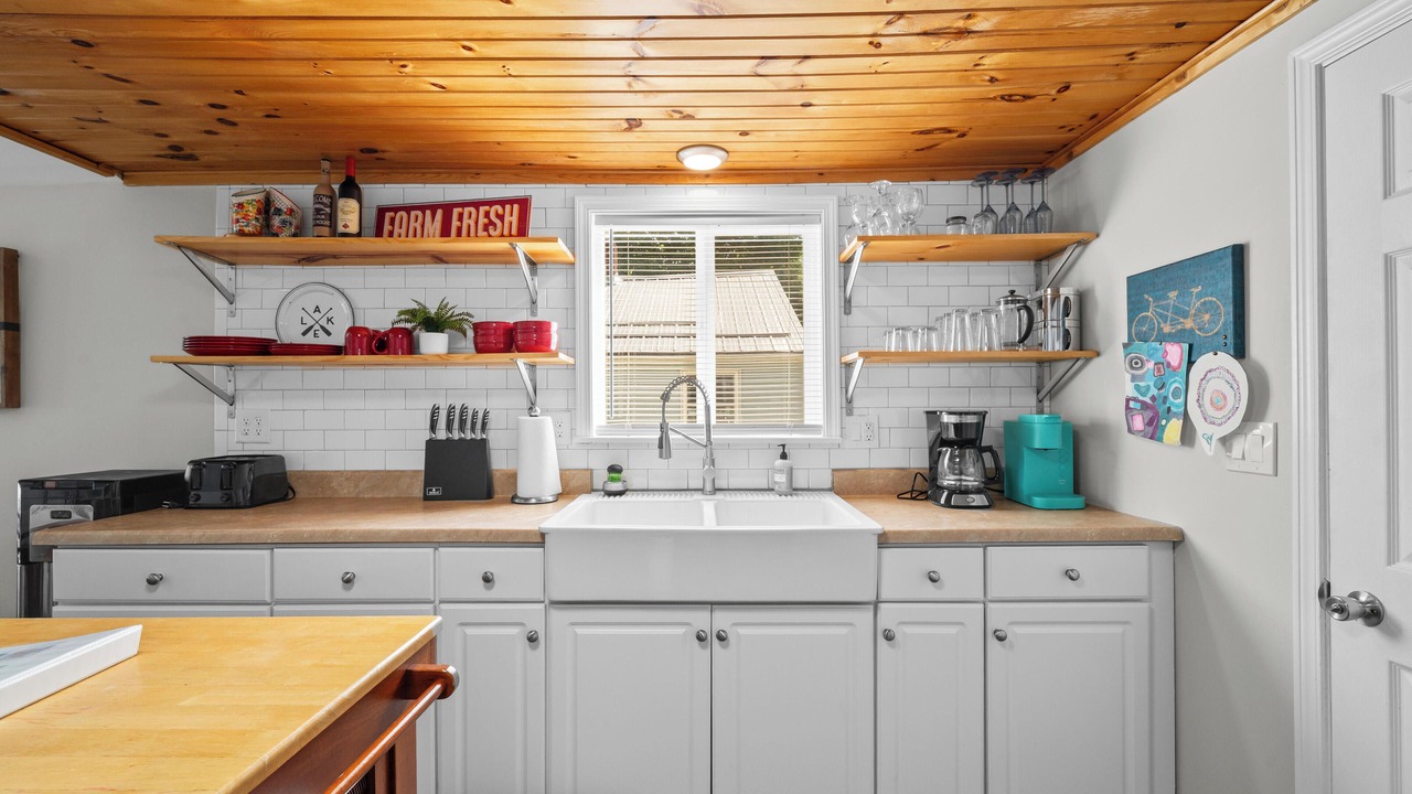 Photo of Kitchen in Paw Paw Lake