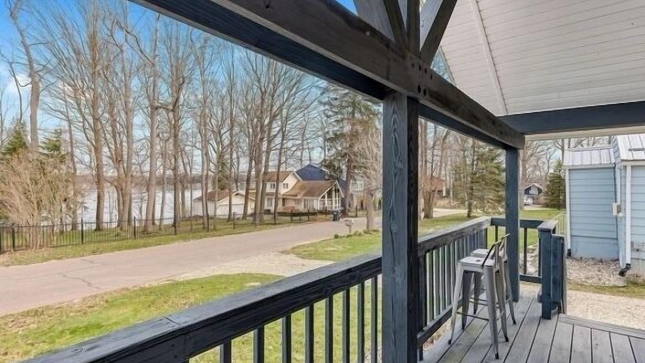 Photo of Outdoor in Paw Paw Lake