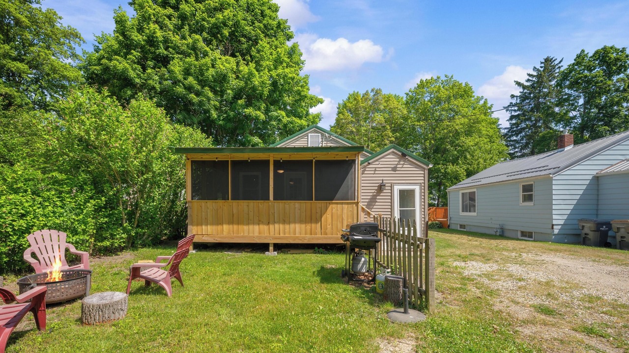 Photo of Outdoor in Paw Paw Lake