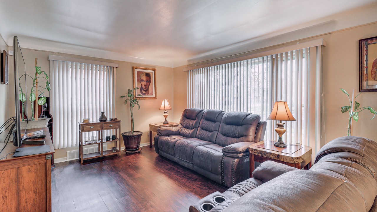 Photo of Livingroom in Detroit