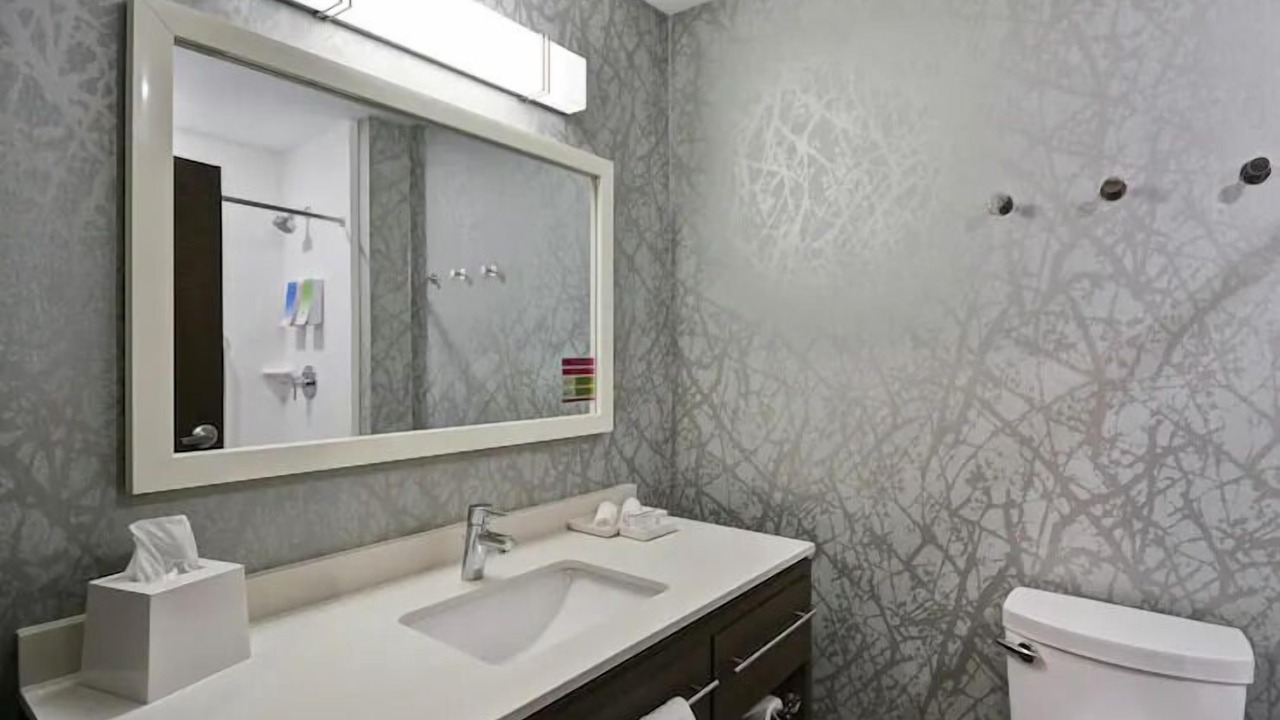Photo of Bathroom in Alpine Center