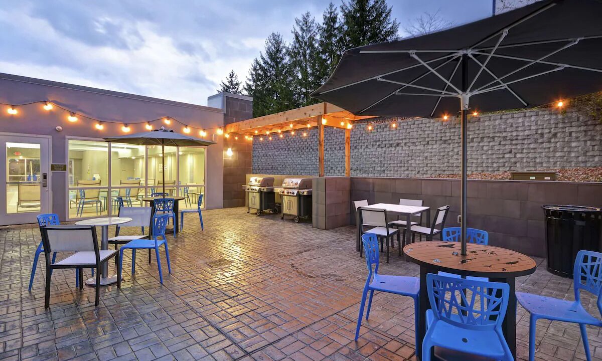 Photo of Patio Balcony in Alpine Center