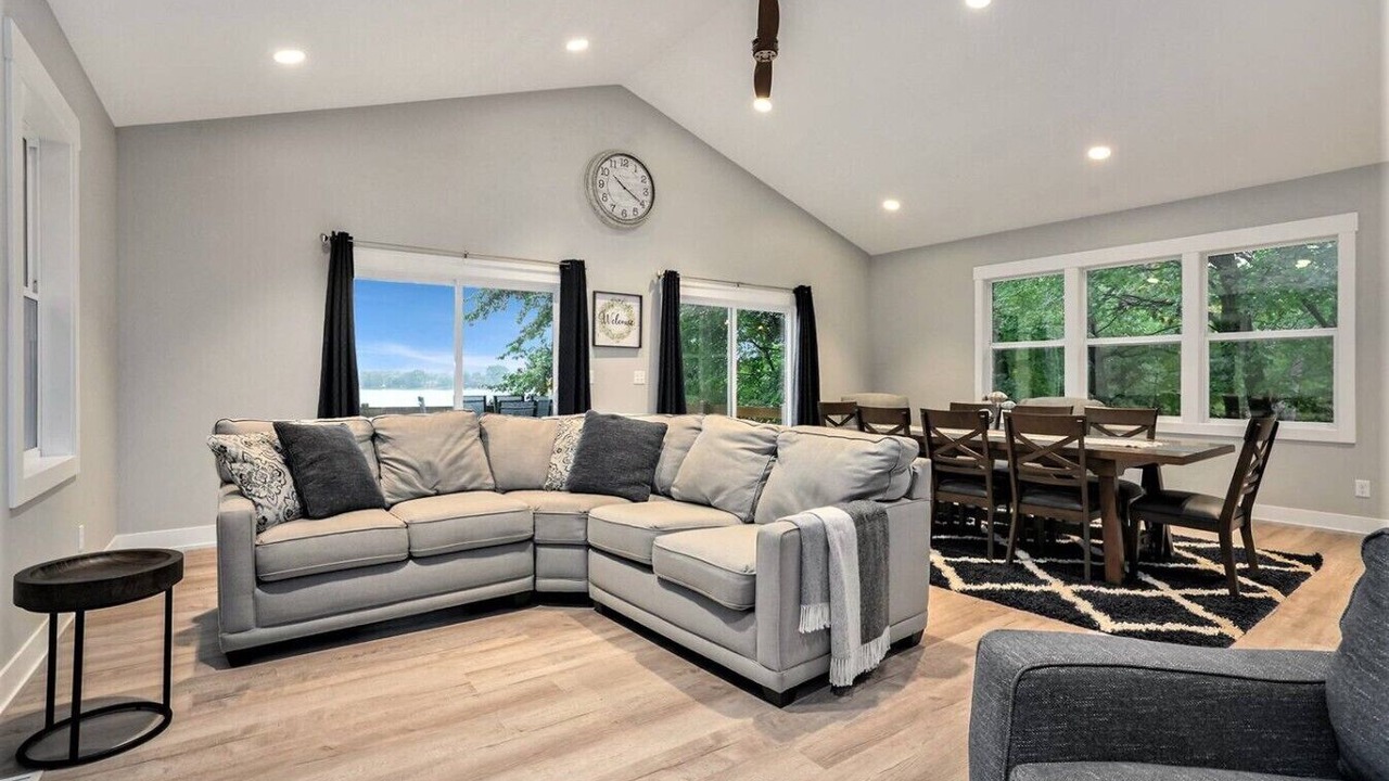 Photo of Livingroom in Smyrna