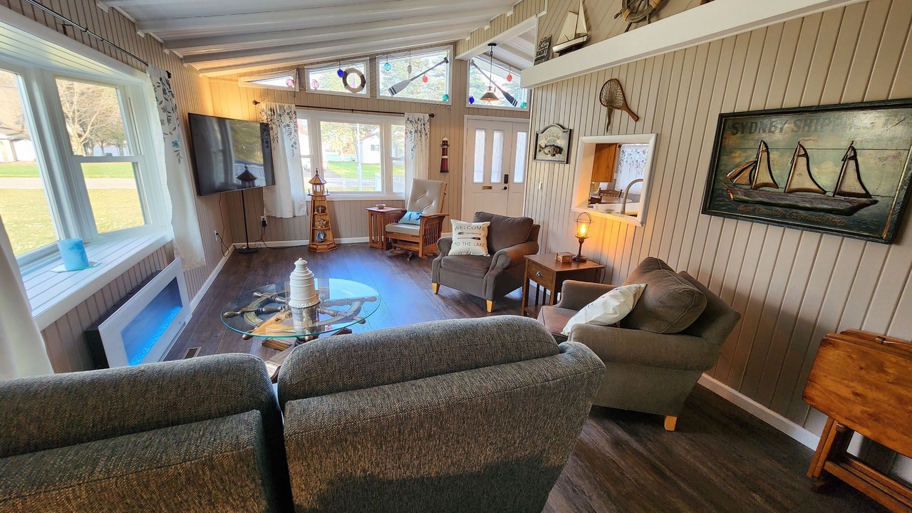Photo of Livingroom in Canadian Lakes