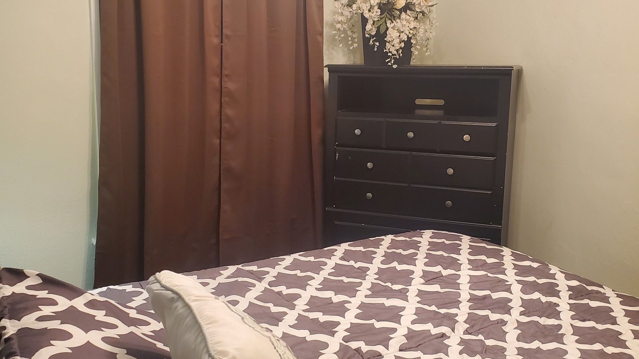 Photo of Bedroom in Toledo