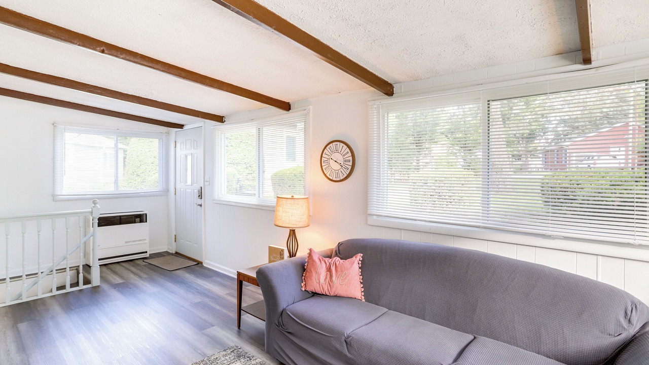 Photo of Livingroom in Sister Lakes