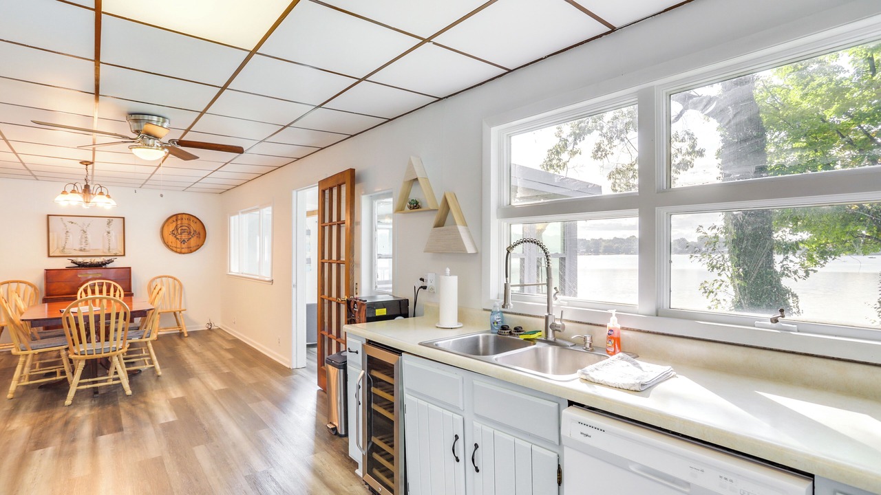Photo of Kitchen in Sister Lakes