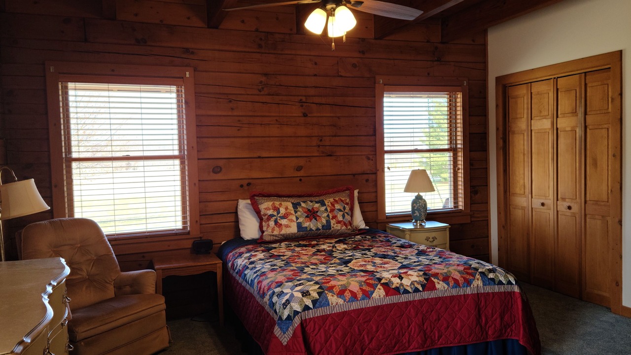 Photo of Bedroom in Goshen