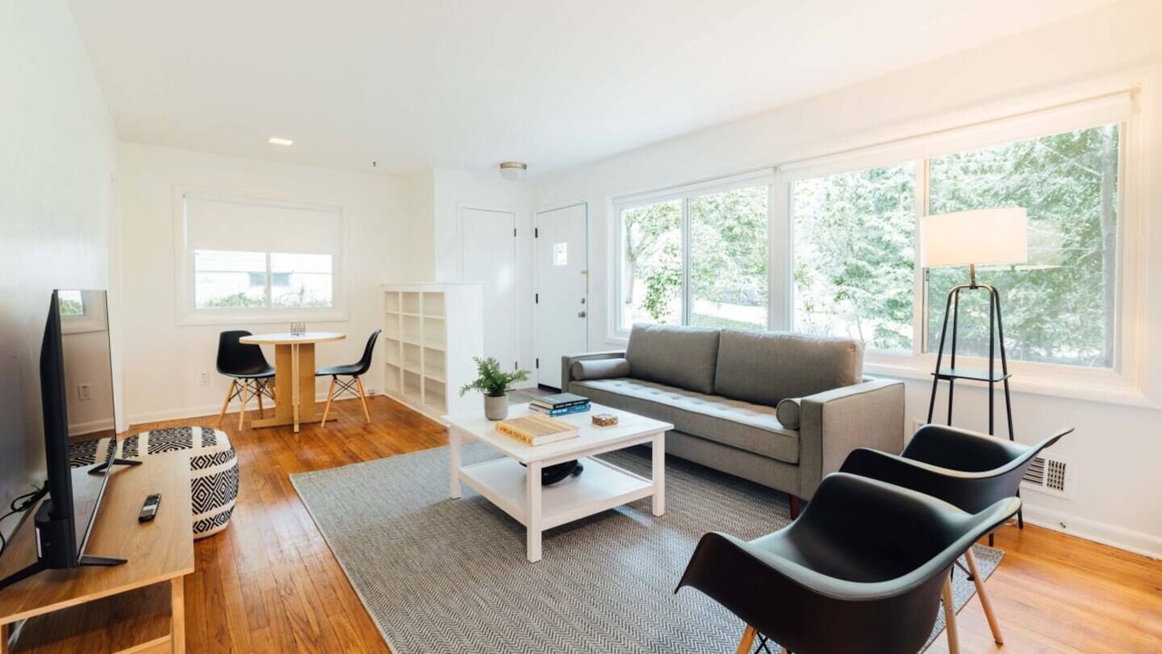 Photo of Livingroom in Water Hill
