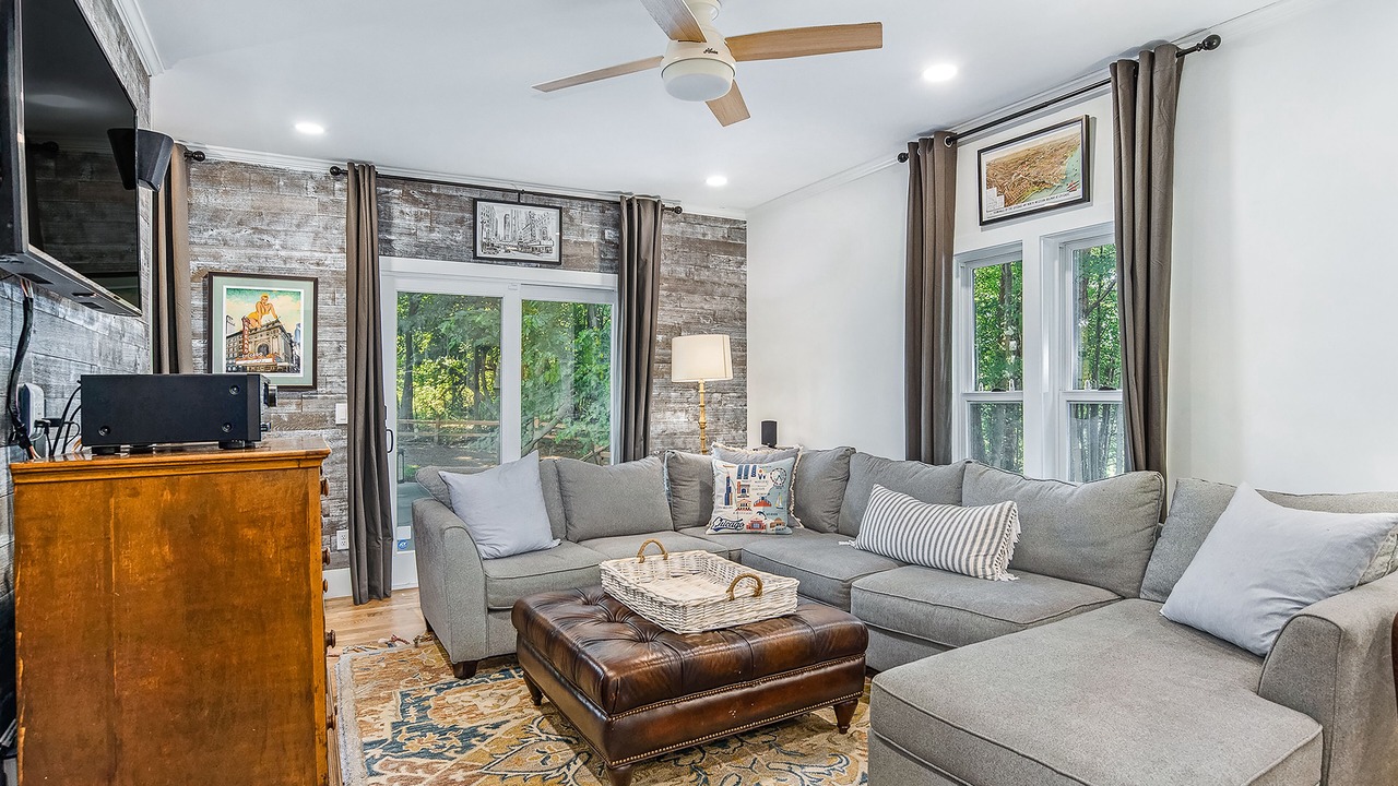 Photo of Livingroom in Fennville