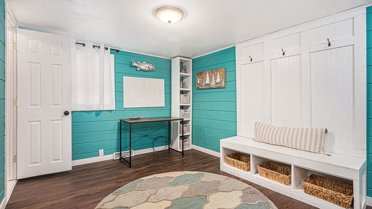 Photo of Bedroom in Lakeside