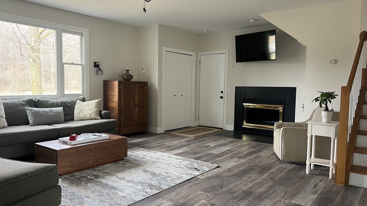 Photo of Livingroom in Kendall