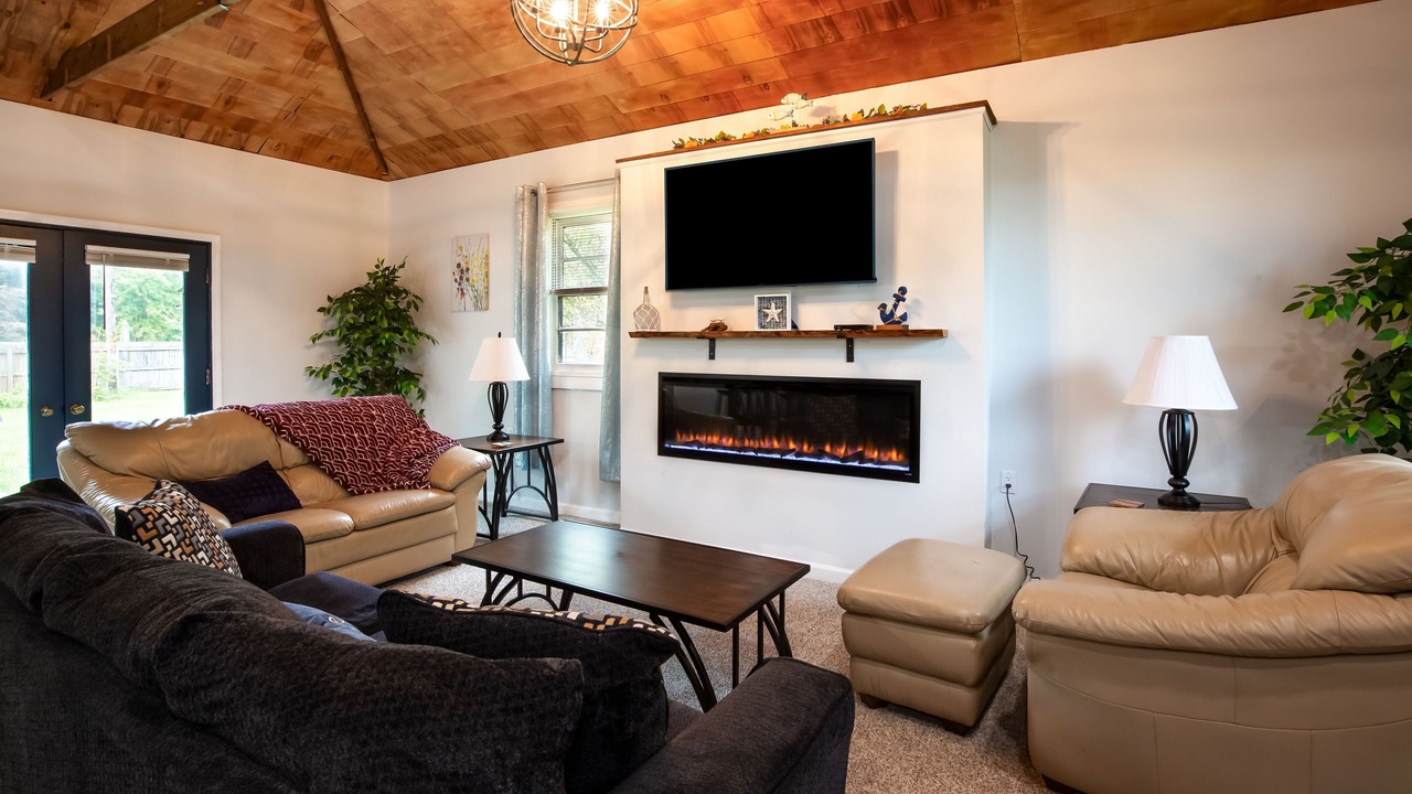 Photo of Livingroom in Bridgman