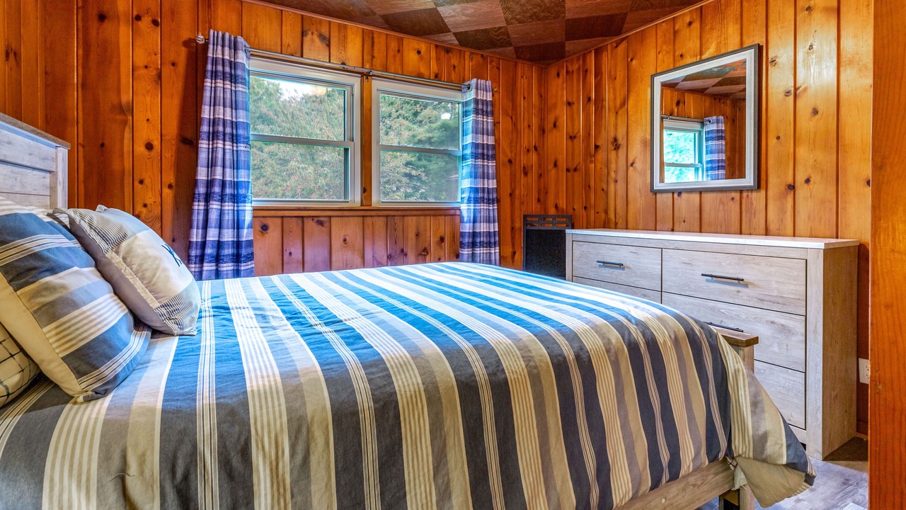 Photo of Bedroom in Bridgman