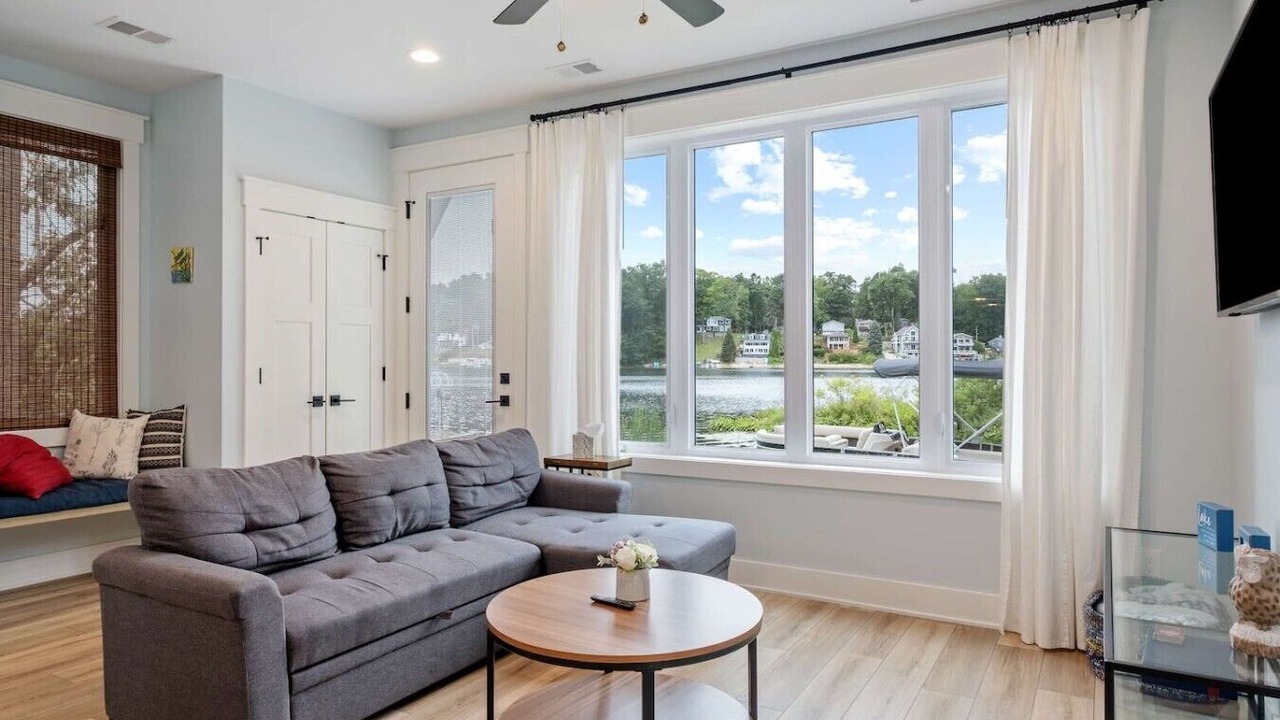 Photo of Livingroom in Smyrna