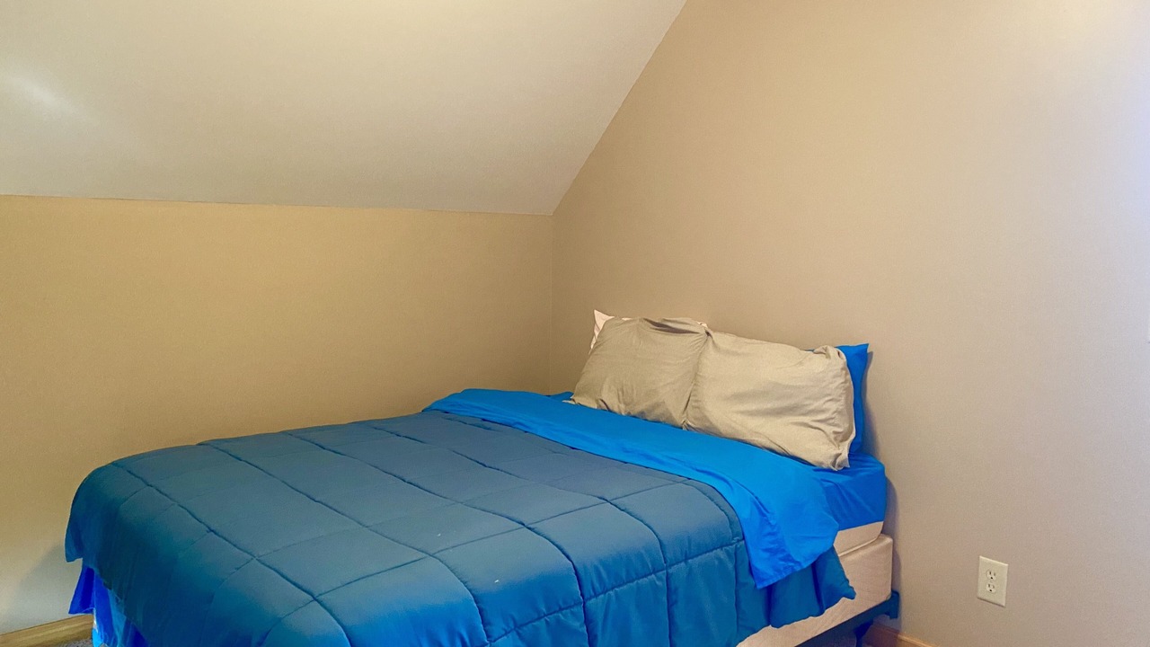 Photo of Bedroom in Battle Creek