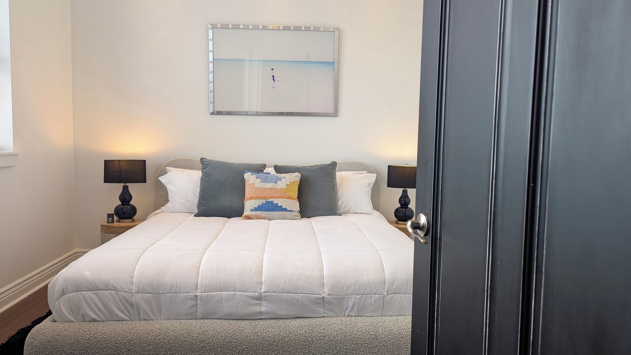 Photo of Bedroom in Central Business District