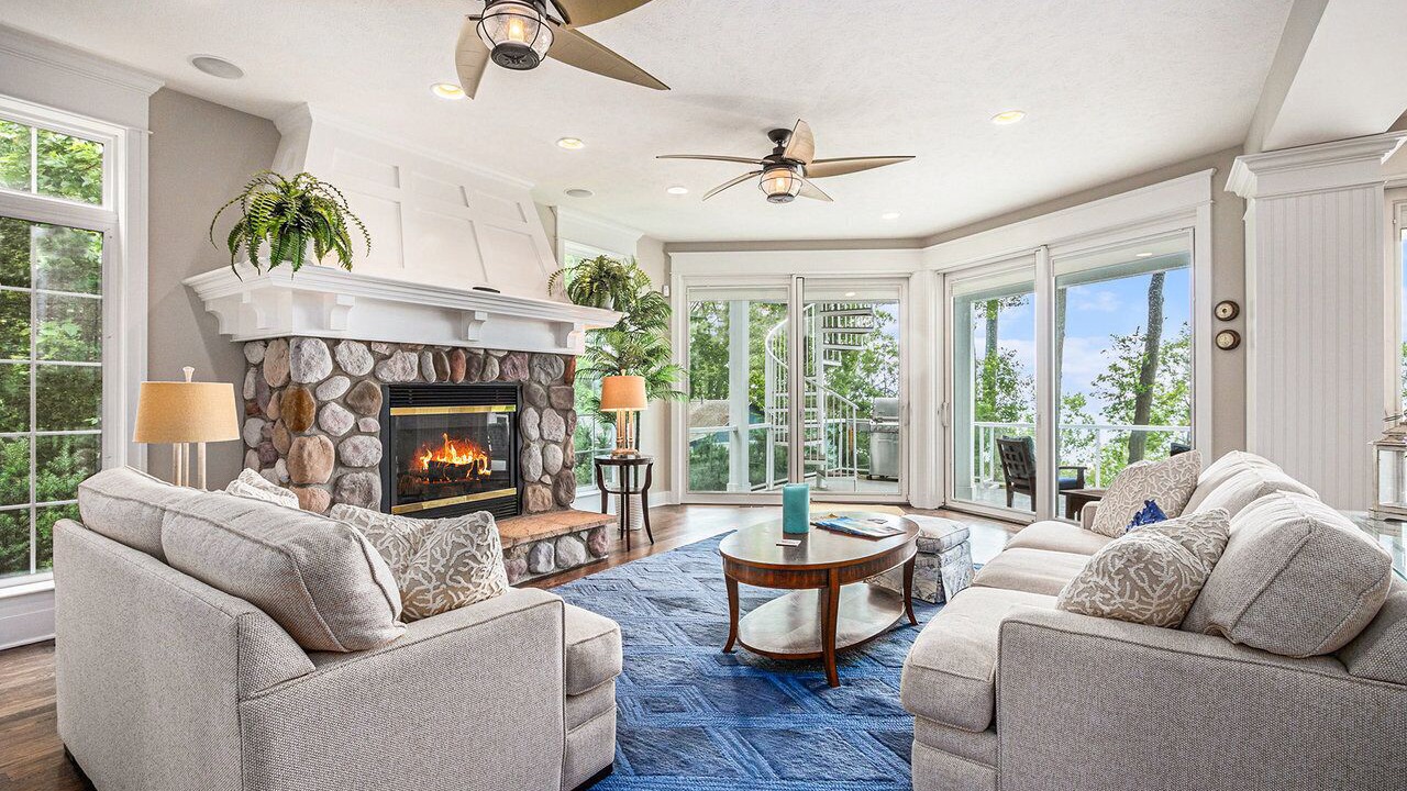 Photo of Livingroom in Lake Michigan Beach