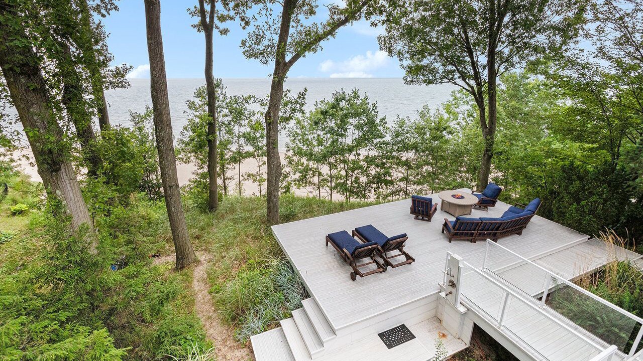 Photo of Patio Balcony in Lake Michigan Beach
