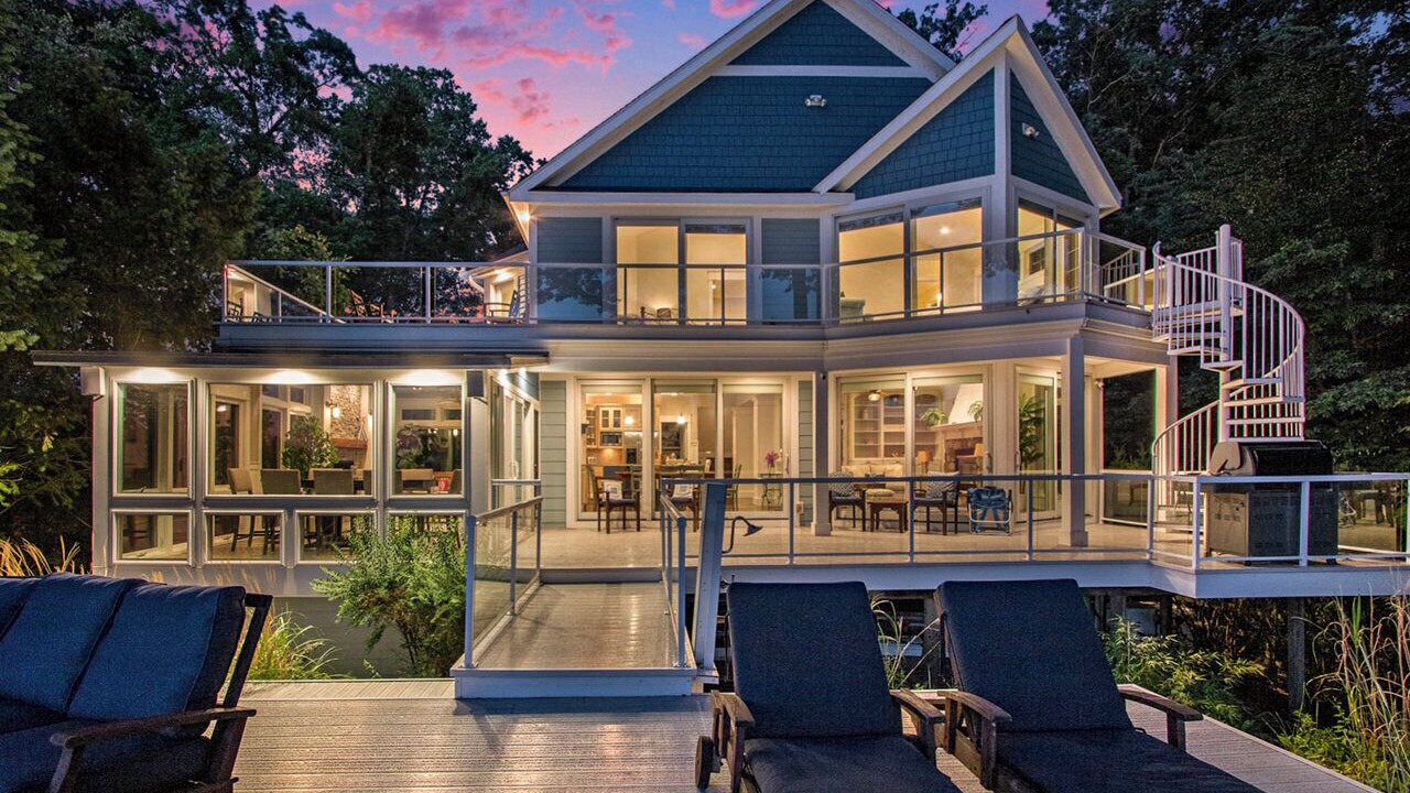 Photo of Patio Balcony in Lake Michigan Beach
