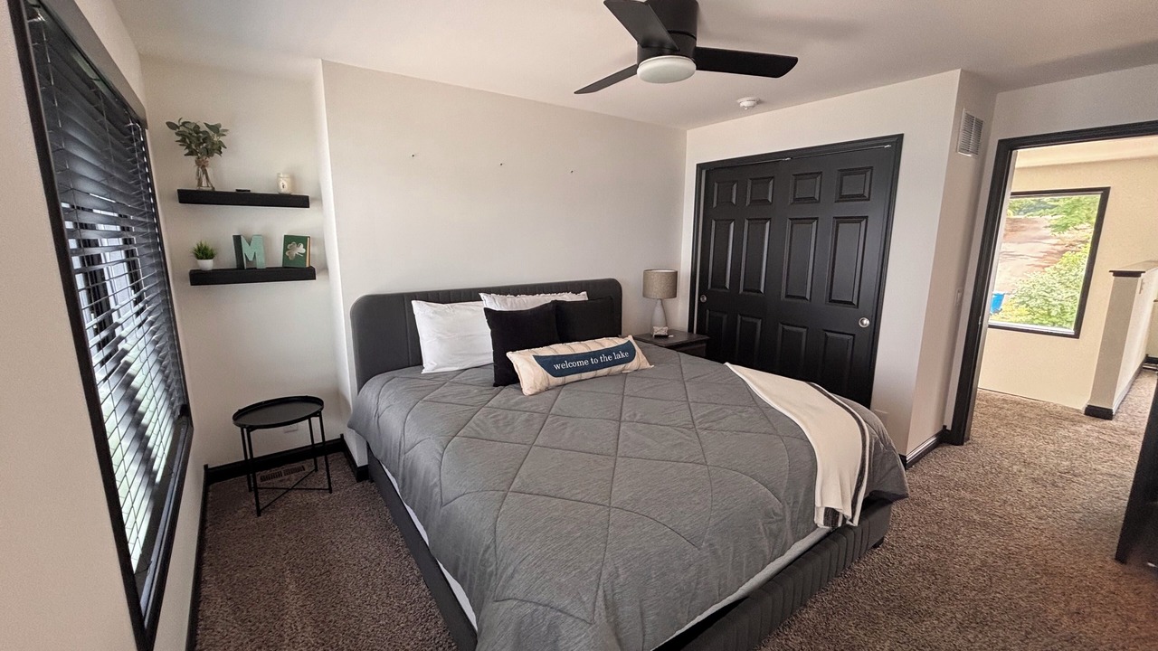 Photo of Bedroom in Sister Lakes