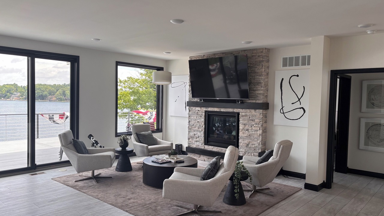 Photo of Livingroom in Sister Lakes