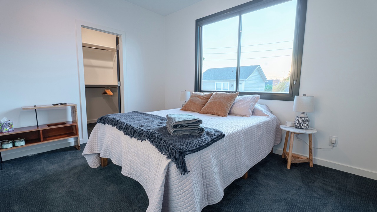 Photo of Bedroom in Fountain Square