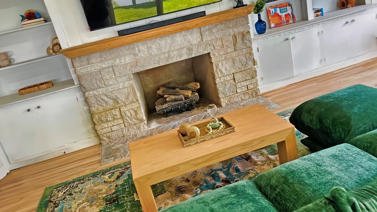 Photo of Livingroom in Danville