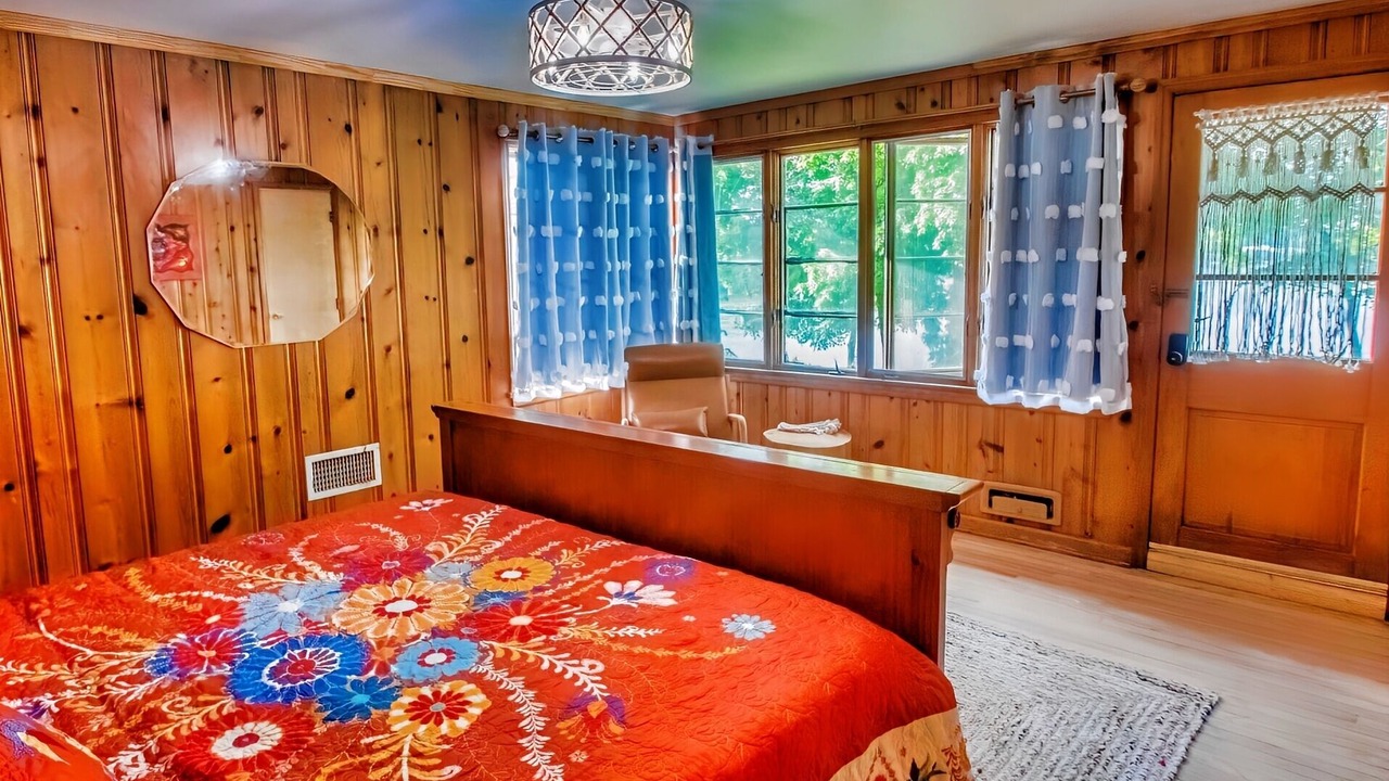 Photo of Bedroom in Danville