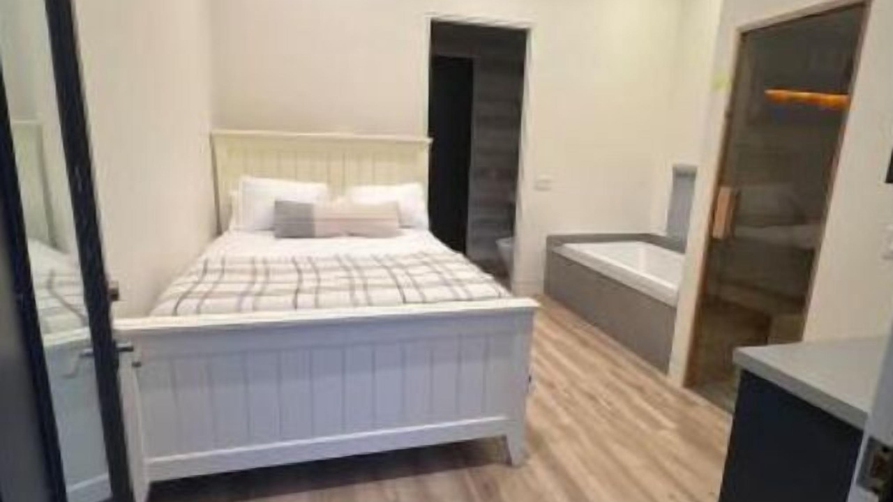Photo of Bedroom in Saugatuck