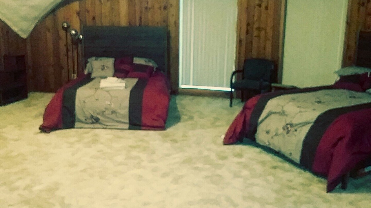 Photo of Bedroom in Lansing