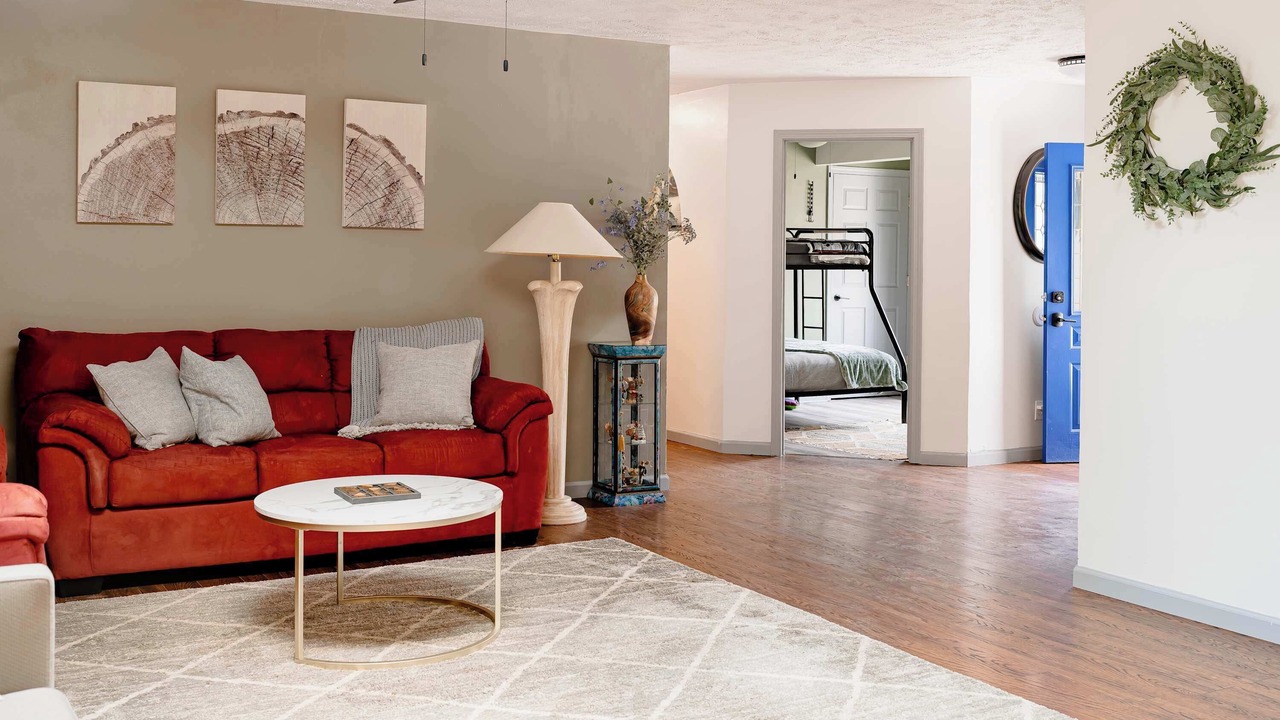Photo of Livingroom in Paw Paw Lake