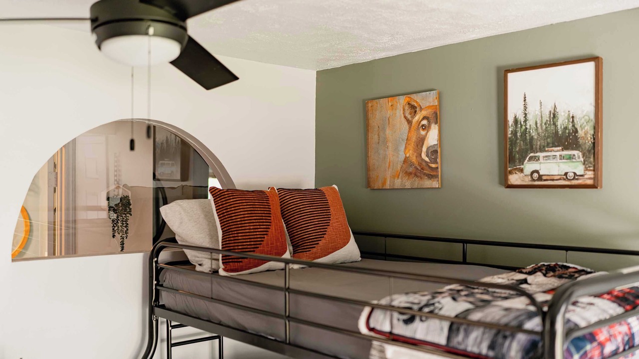 Photo of Bedroom in Paw Paw Lake