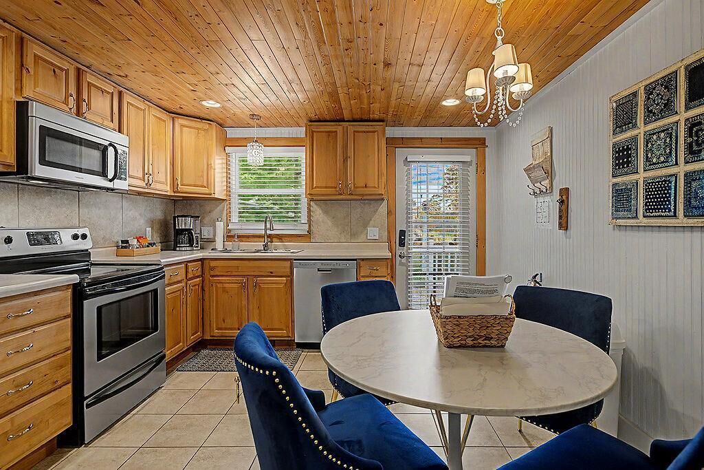 Photo of Kitchen in Saugatuck