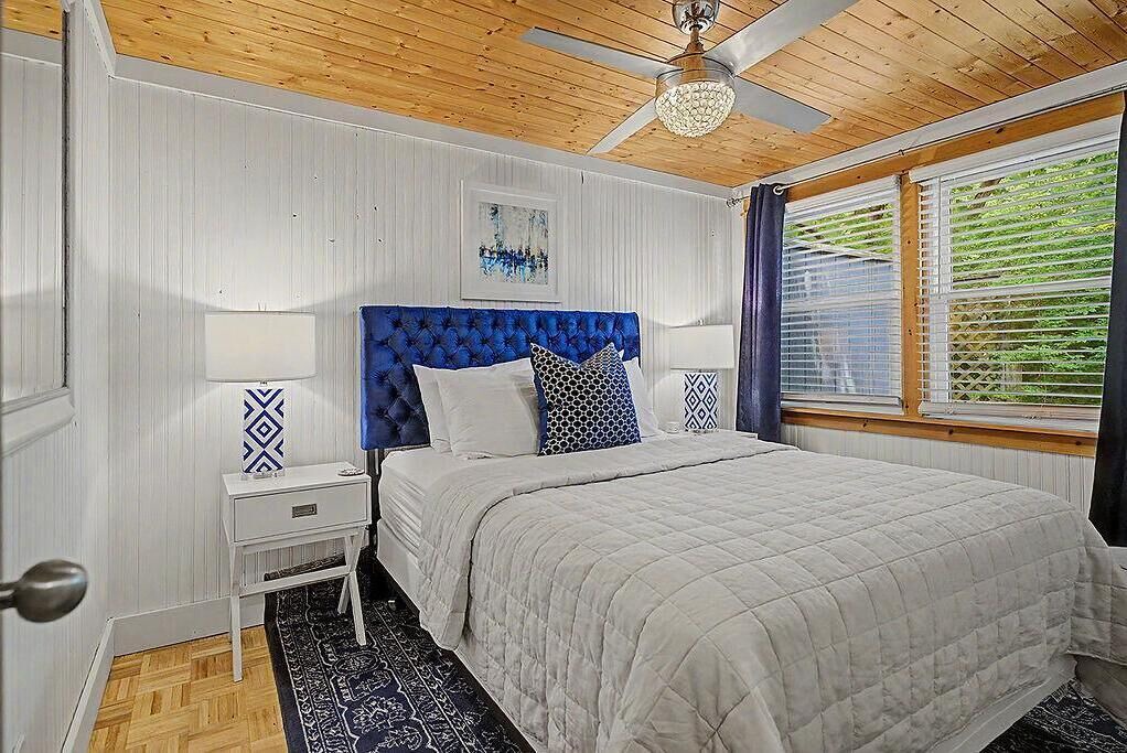 Photo of Bedroom in Saugatuck