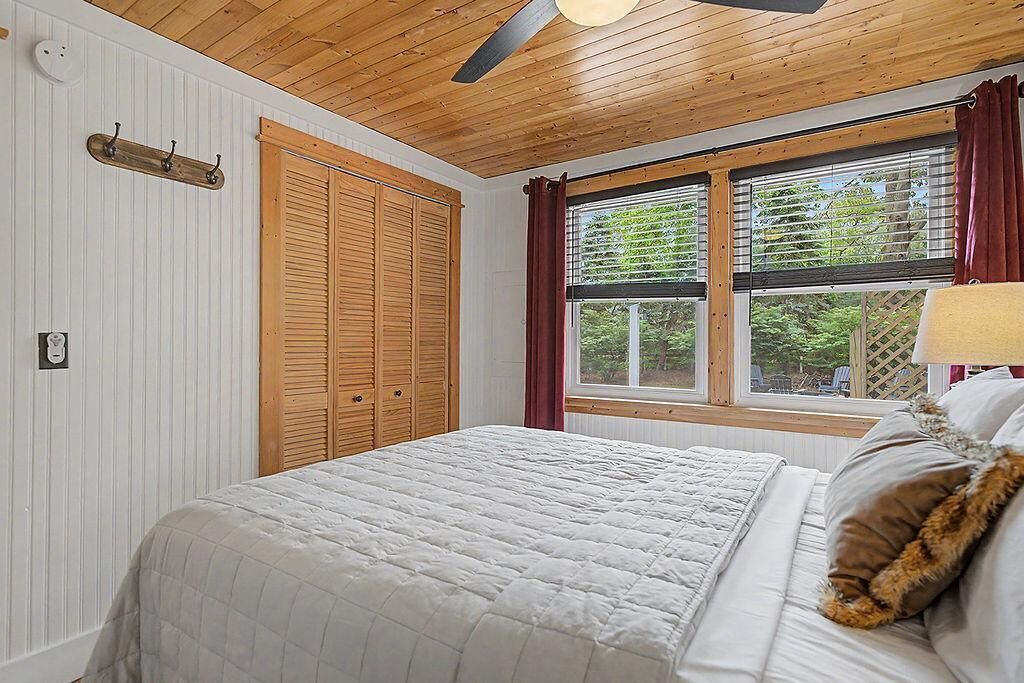 Photo of Bedroom in Saugatuck