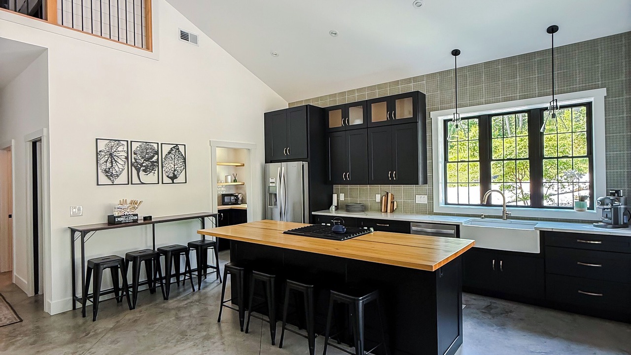 Photo of Kitchen in Cassopolis