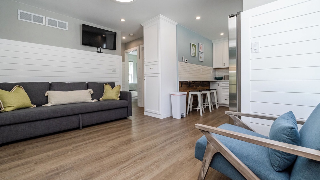 Photo of Livingroom in Paw Paw Lake