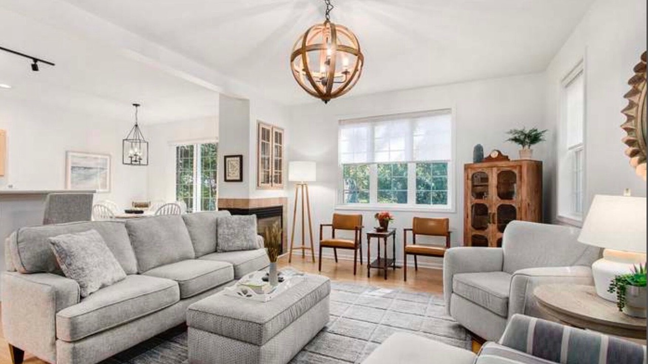 Photo of Livingroom in Bridgman