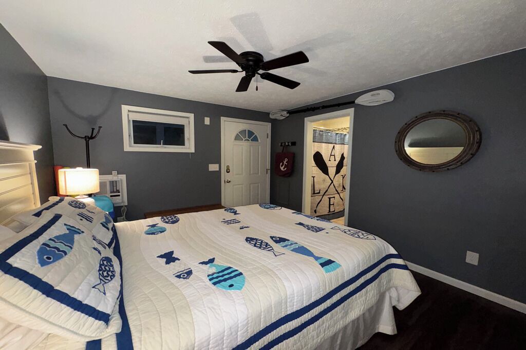 Photo of Bedroom in Onekama
