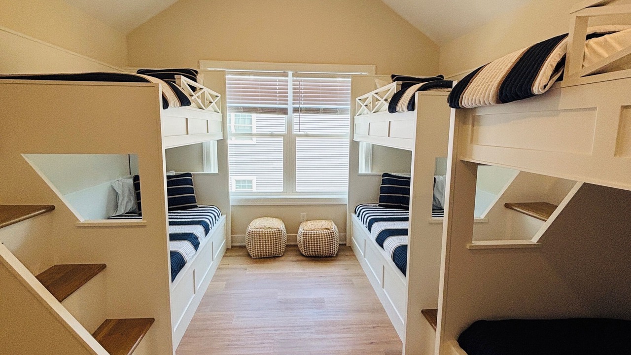 Photo of Bedroom in West Wing Estates