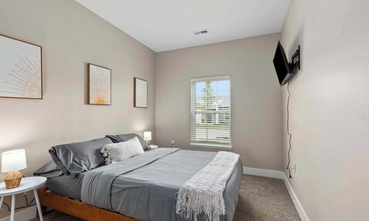 Photo of Bedroom in Grandville