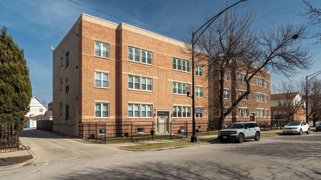 Photo of Outdoor in Kenwood