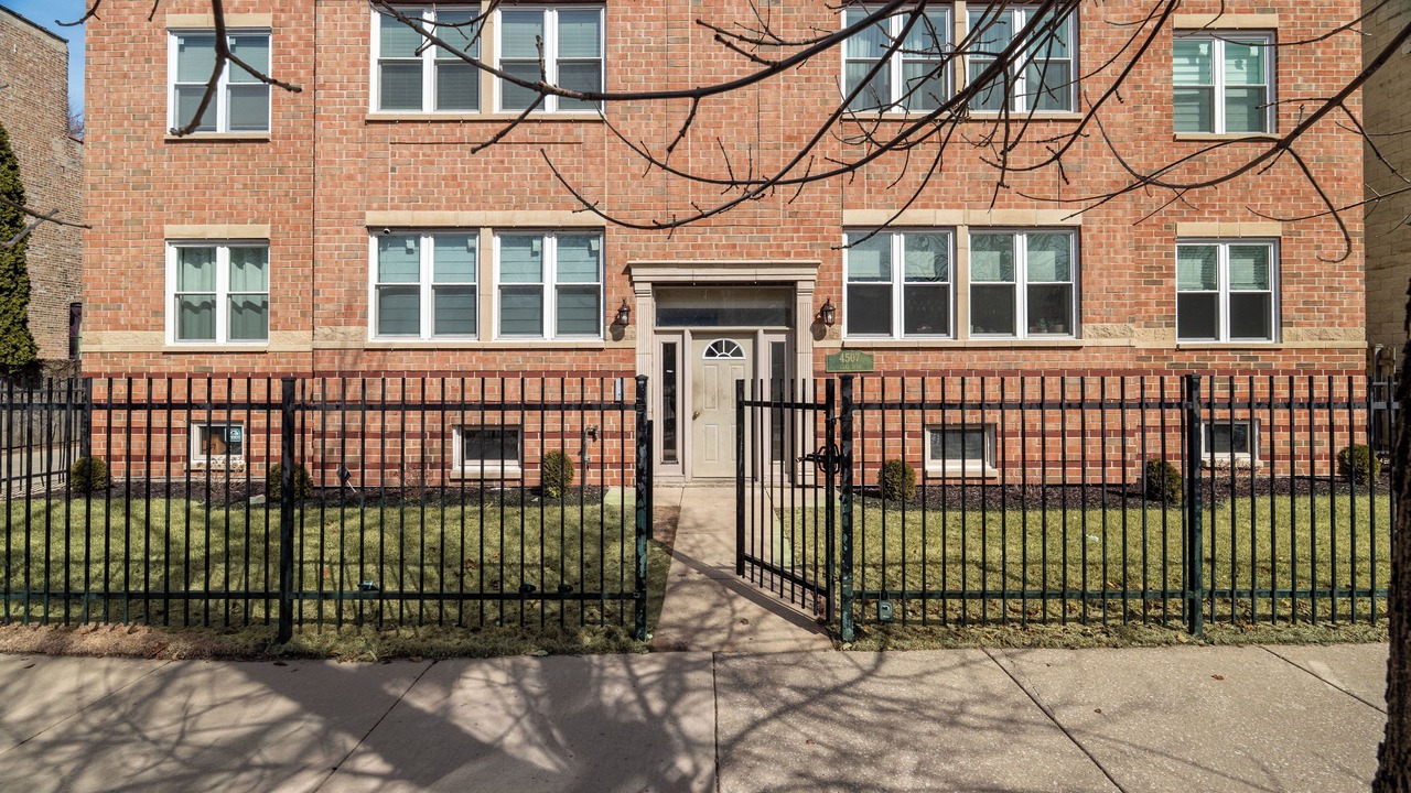 Photo of Outdoor in Kenwood