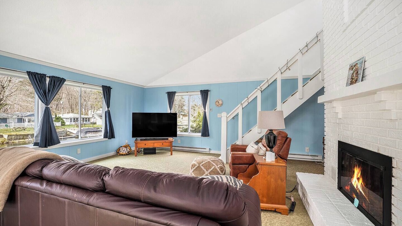 Photo of Livingroom in Kendall