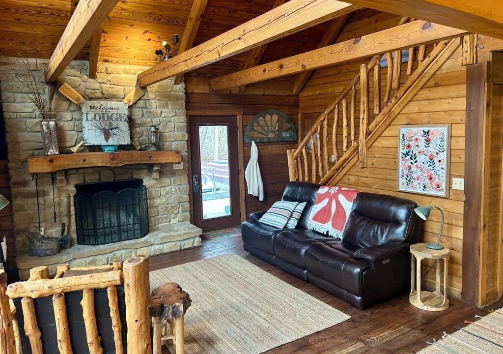 Photo of Livingroom in Waveland